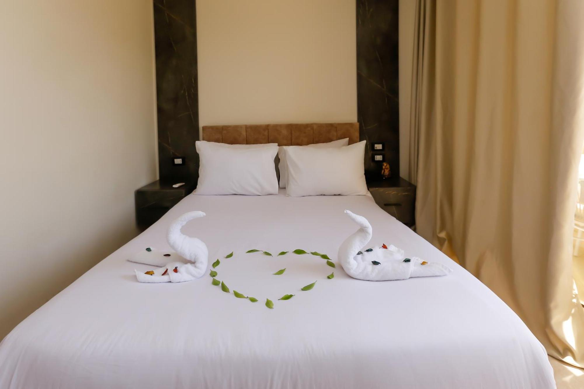 Taj Pyramids View Inn Kafret el-Gabal Dış mekan fotoğraf