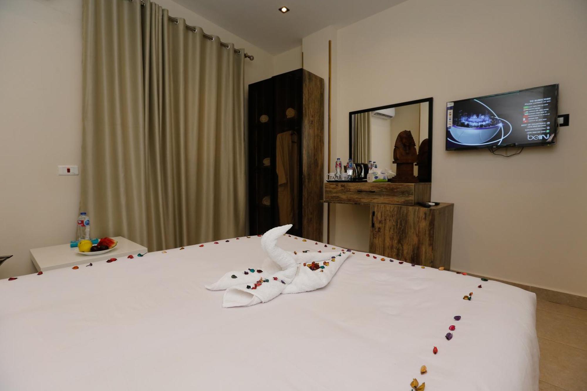 Taj Pyramids View Inn Kafret el-Gabal Dış mekan fotoğraf